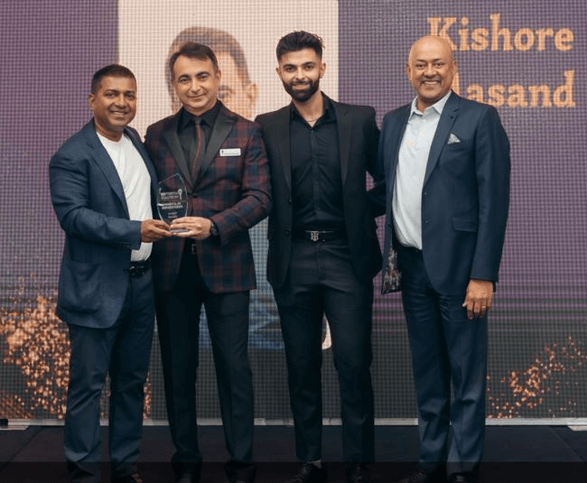Awards (1) Awards (1)